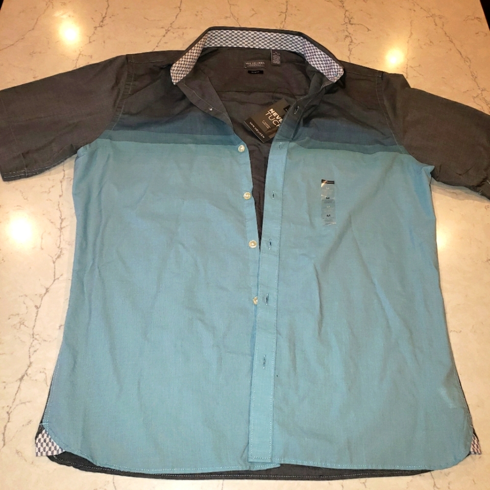 Men's size medium Van Heusen short sleeve button up